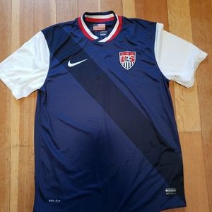 Nike USA soccer jersey